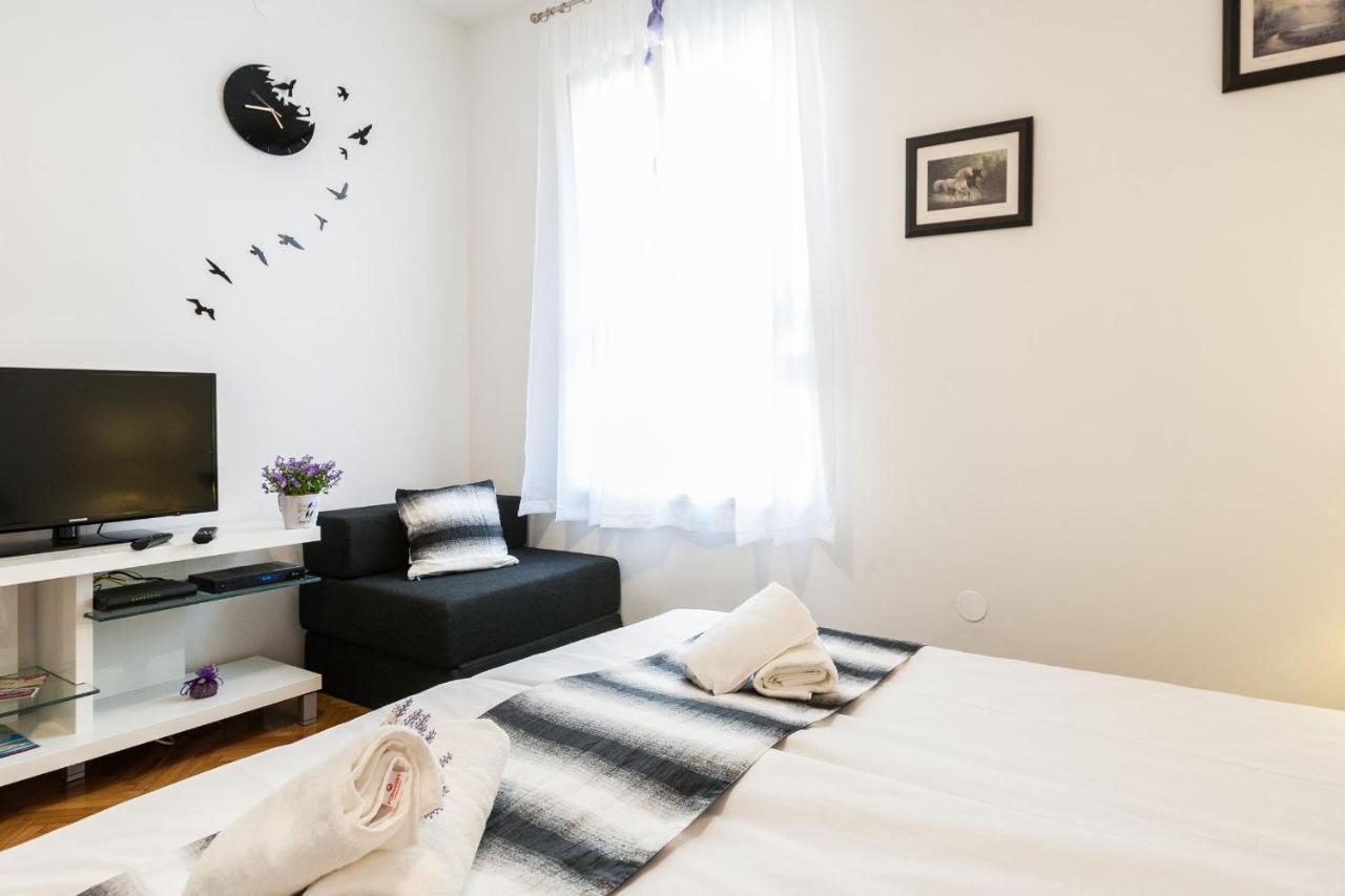Bagi Apartment In Old Town Center Zára Kültér fotó