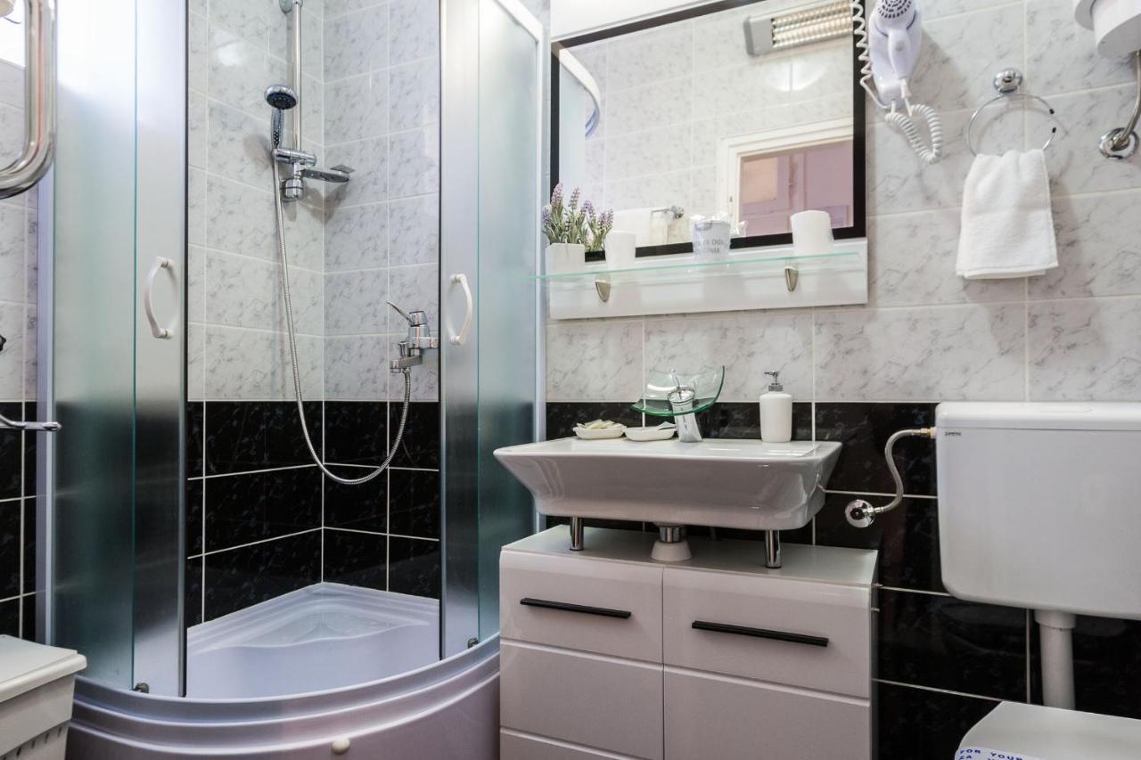 Bagi Apartment In Old Town Center Zára Kültér fotó
