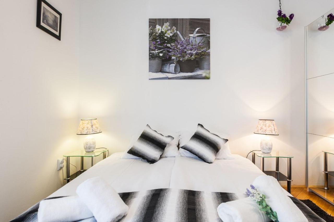 Bagi Apartment In Old Town Center Zára Kültér fotó