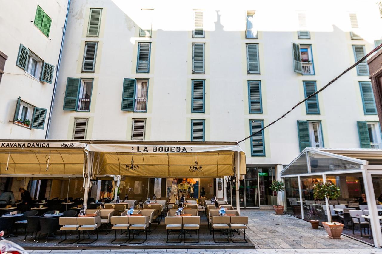 Bagi Apartment In Old Town Center Zára Kültér fotó